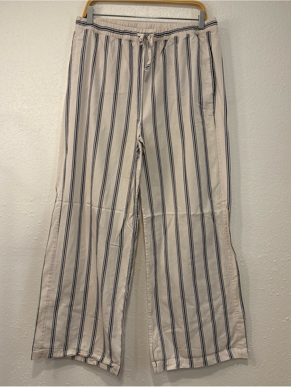 Zara Cream Wide-Leg Striped Drawstring Pants